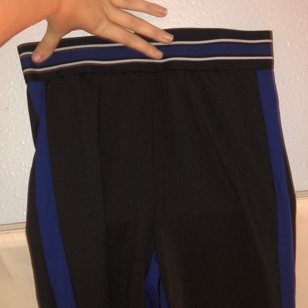 Leggings with blue stripe and thick waistband